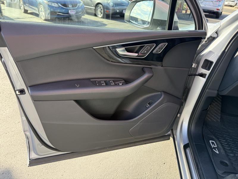 2019 Audi Q7 Image 13