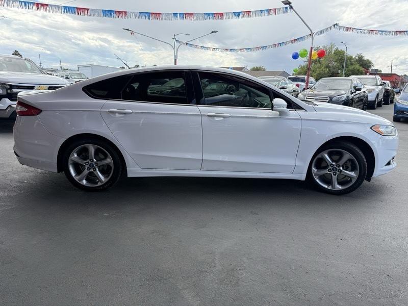 2013 Ford Fusion Image 8