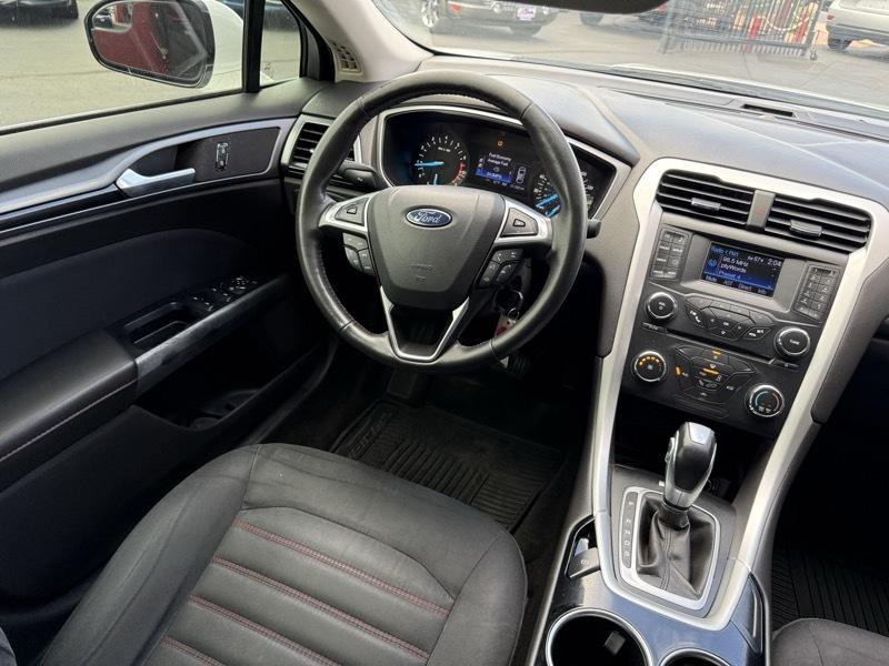 2013 Ford Fusion Image 22
