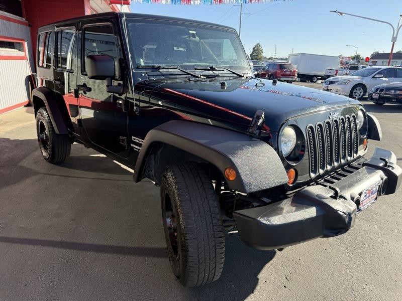 2013 Jeep Wrangler Image 9