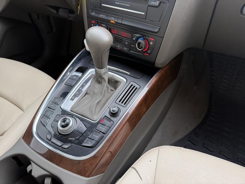 2011 Audi Q5 Image 18