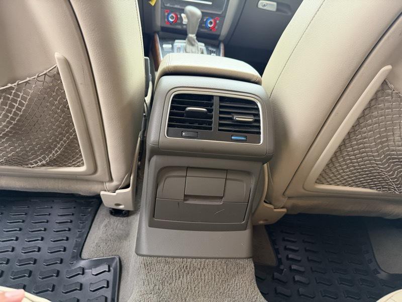 2011 Audi Q5 Image 26
