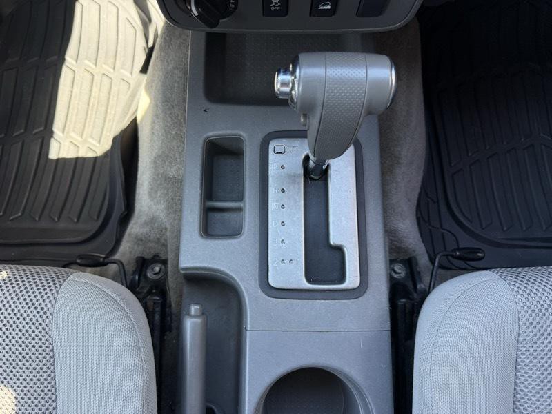 2012 Nissan Frontier Image 18