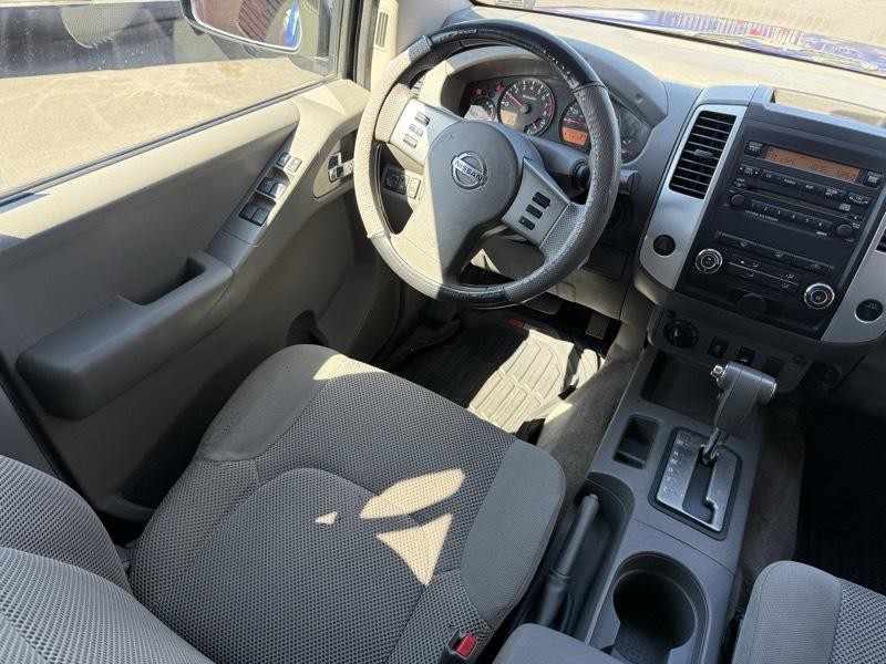 2012 Nissan Frontier Image 20