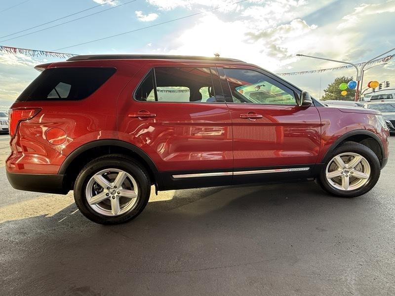 2017 Ford Explorer Image 7