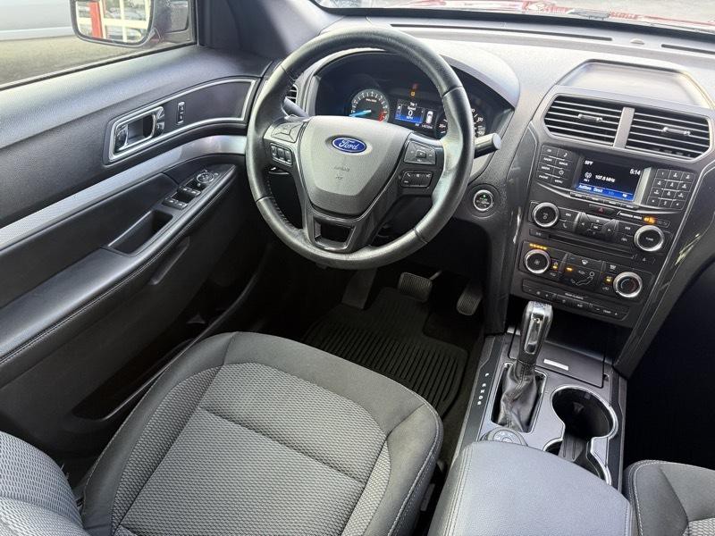 2017 Ford Explorer Image 20