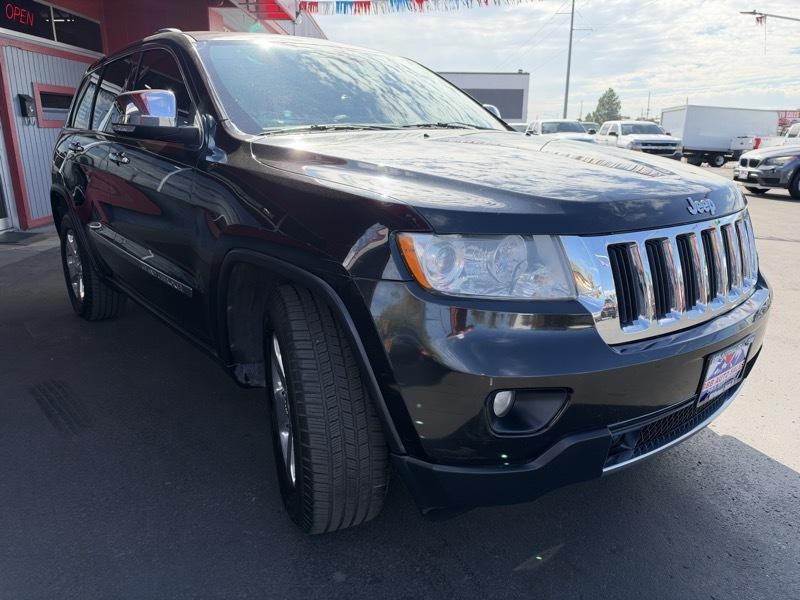 2011 Jeep Grand Cherokee Image 9
