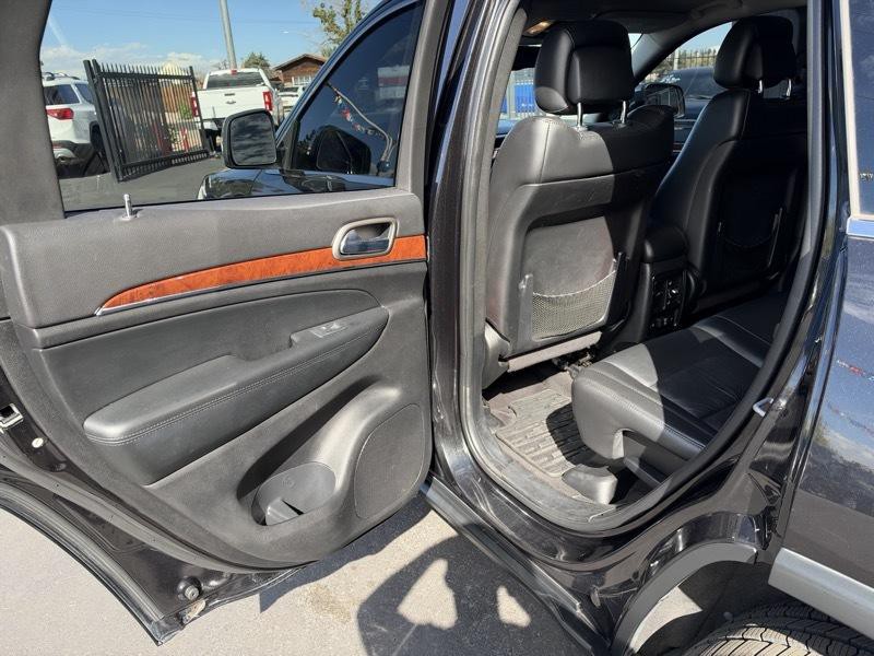 2011 Jeep Grand Cherokee Image 26