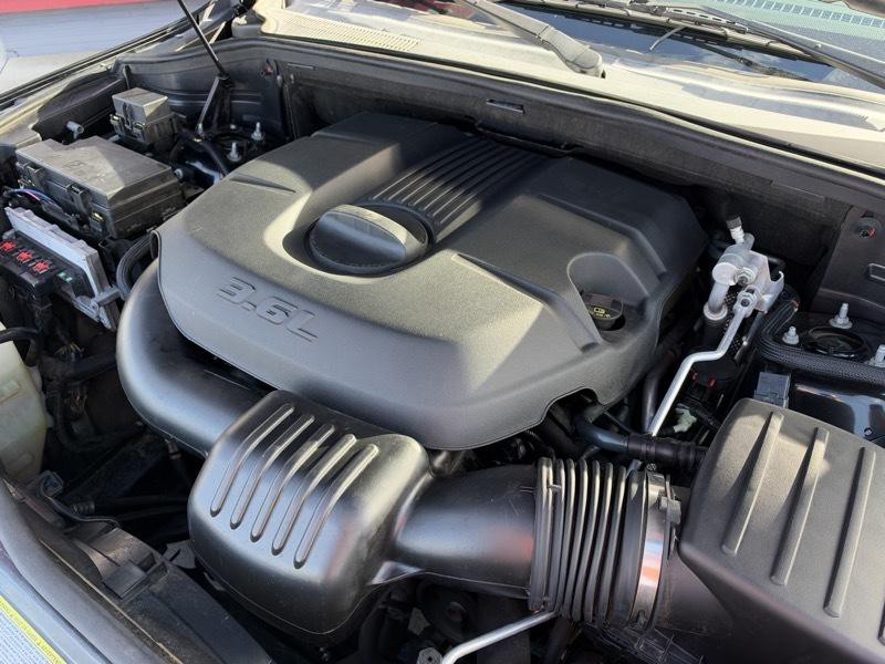 2011 Jeep Grand Cherokee Image 33