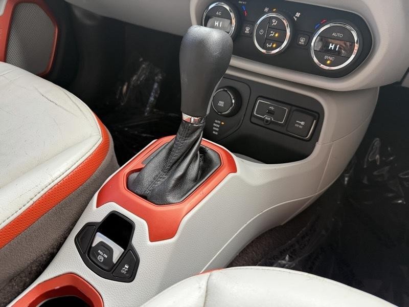 2017 Jeep Renegade Image 19