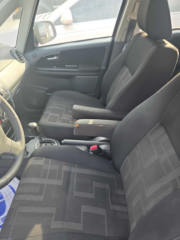 2012 Suzuki SX4 Image 11