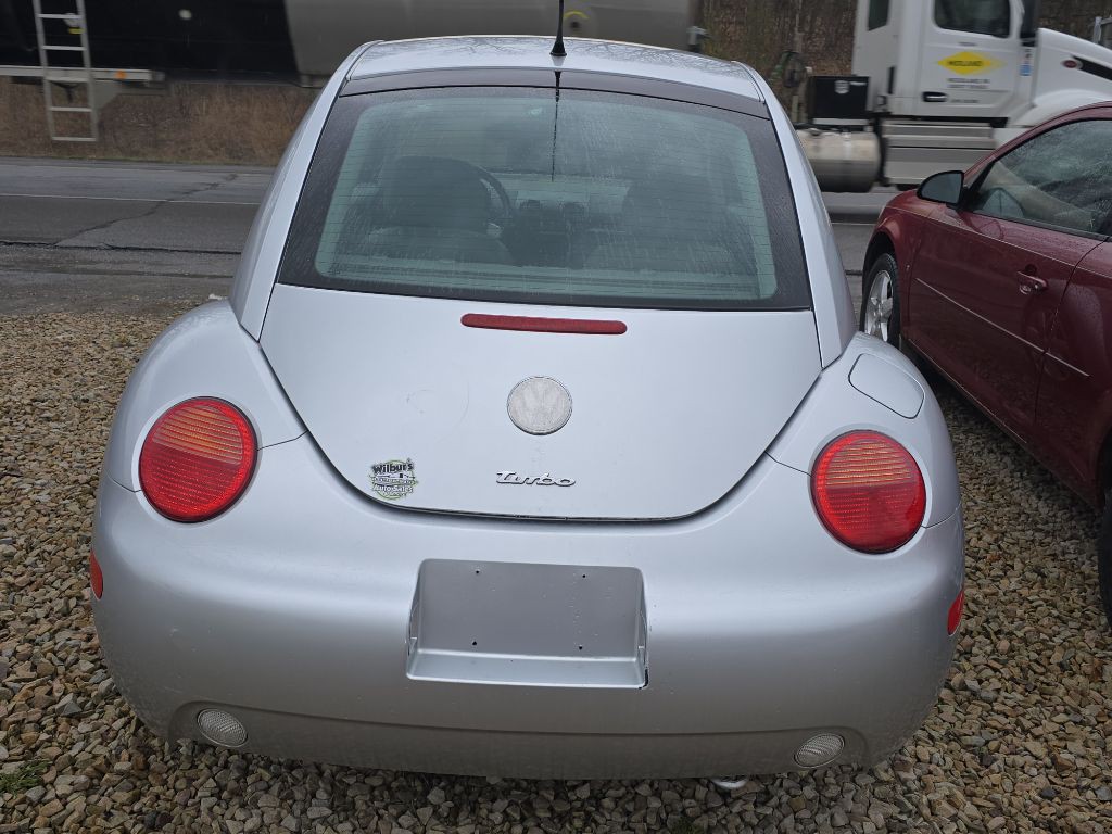 2003 Volkswagen Beetle Image 6