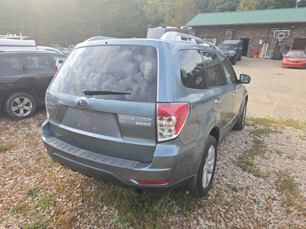 2011 Subaru Forester Image 1