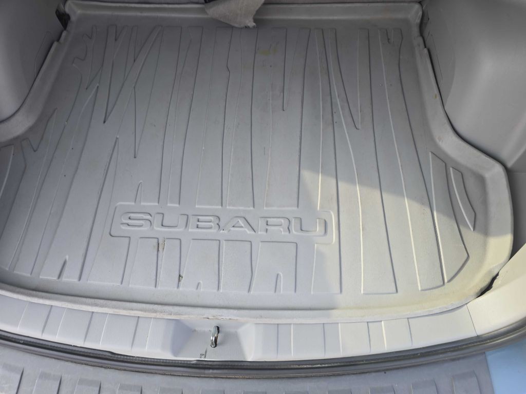 2011 Subaru Forester Image 12