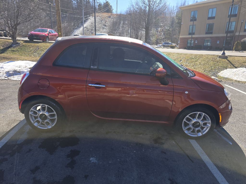 2013 FIAT 500 Image 3