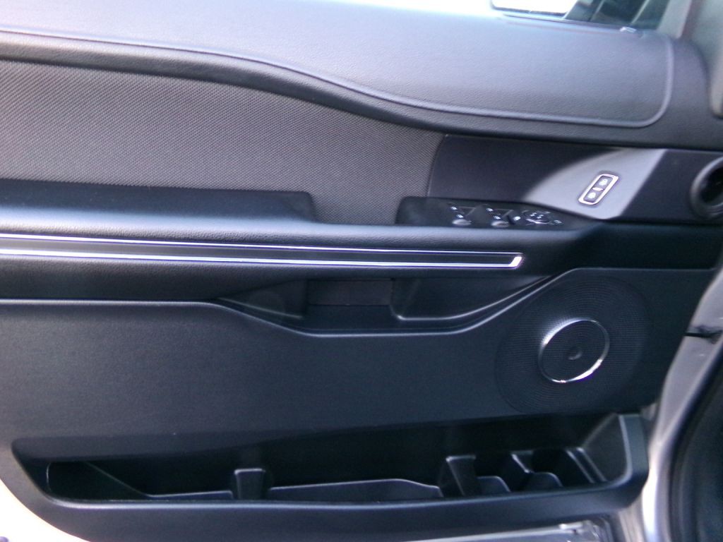 2021 Ford Expedition Image 10