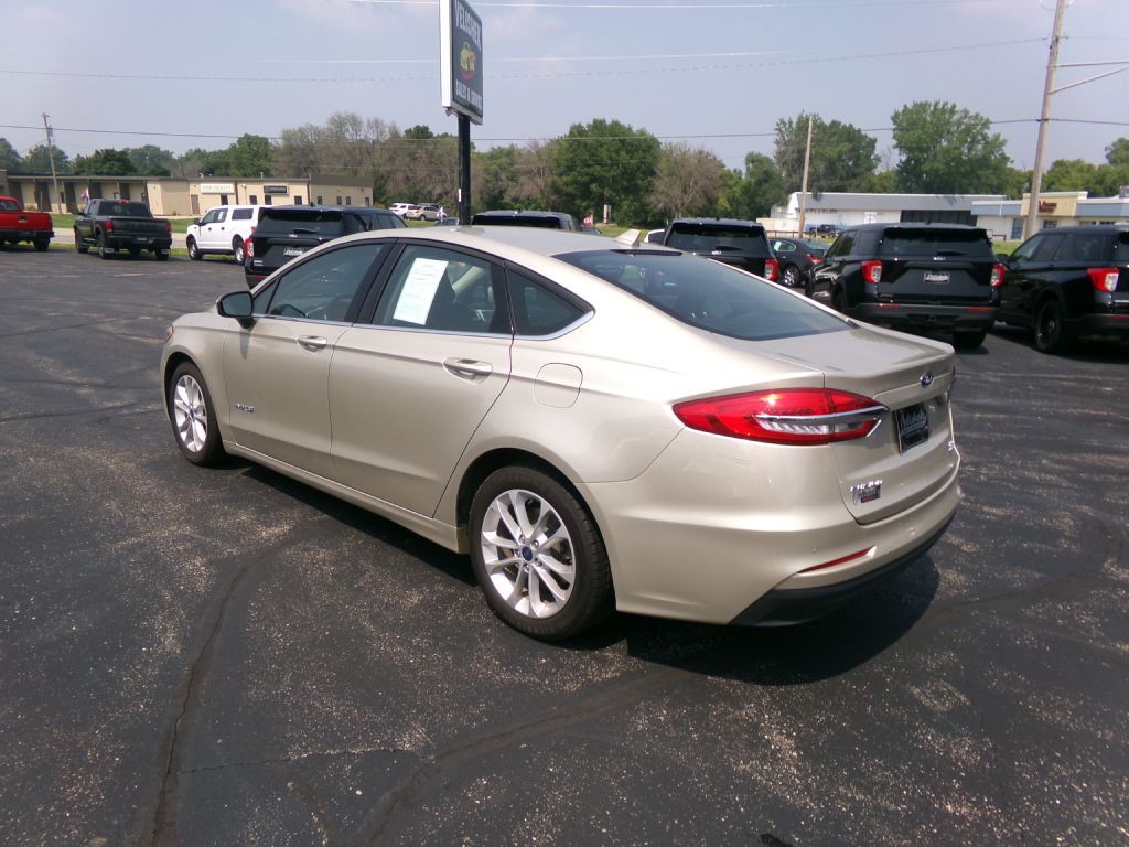 2019 Ford Fusion Image 8