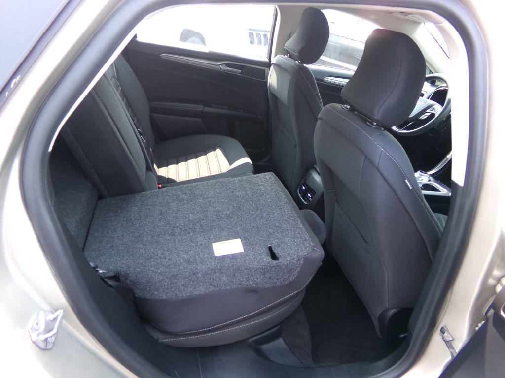 2019 Ford Fusion Image 44