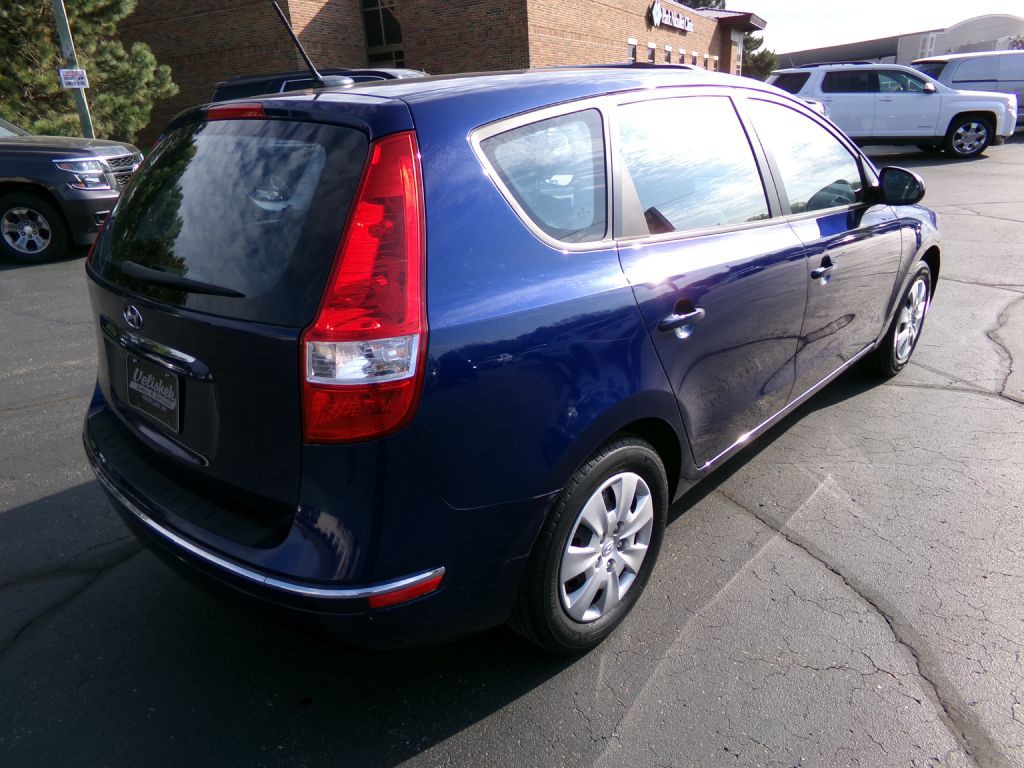 2012 Hyundai Elantra Image 3