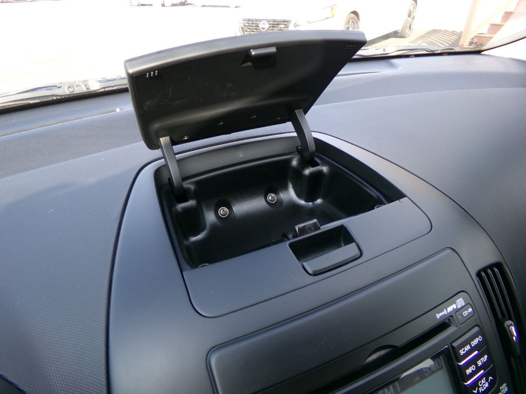 2012 Hyundai Elantra Image 17
