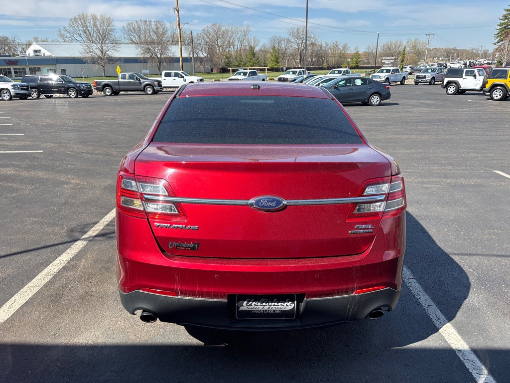2018 Ford Taurus Image 4