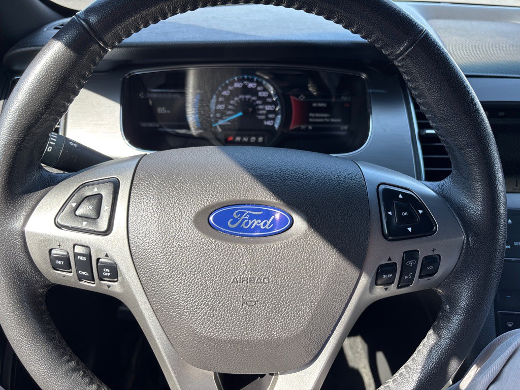 2018 Ford Taurus Image 13