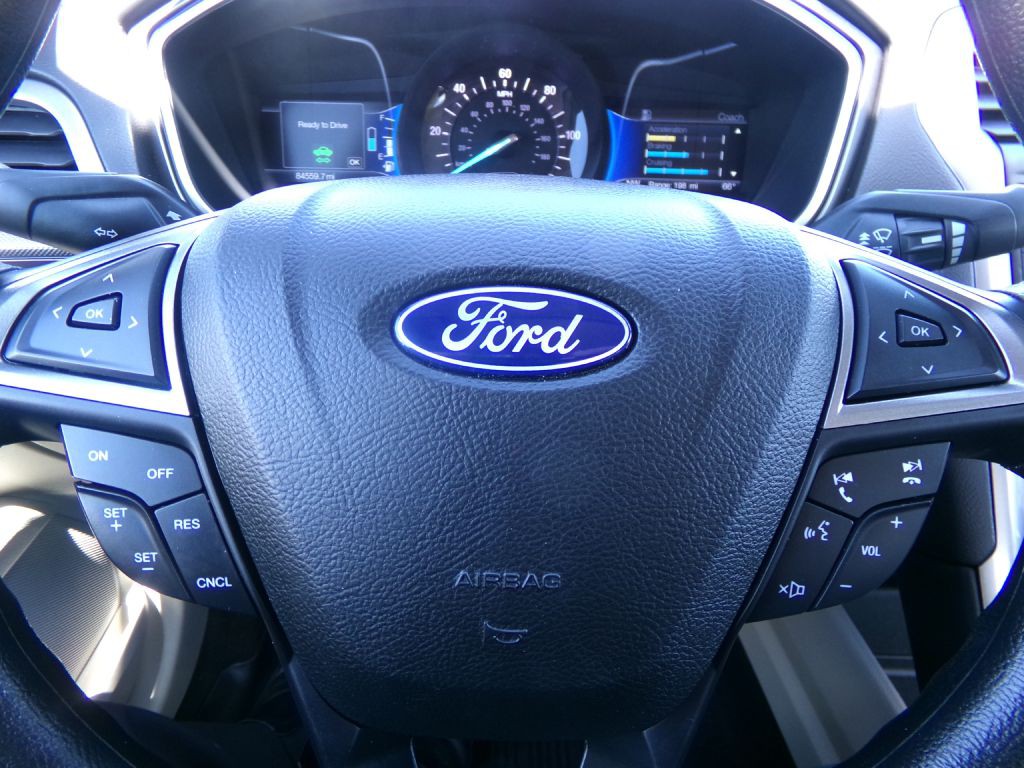 2018 Ford Fusion Image 17