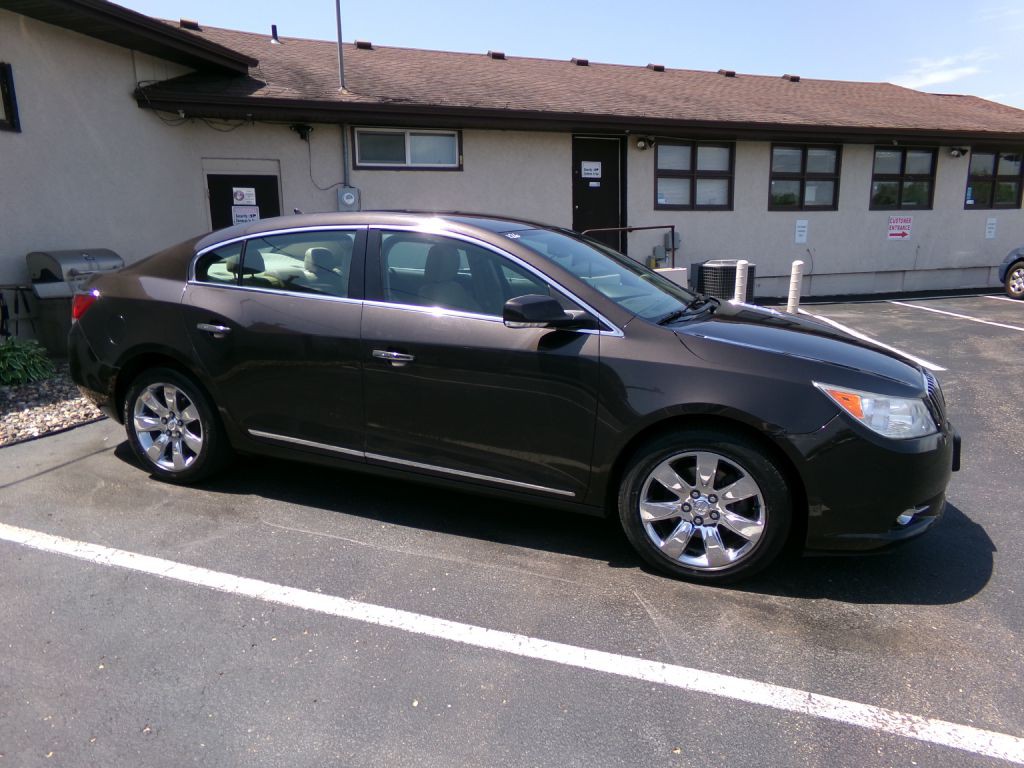 2013 Buick Lacrosse Image 2