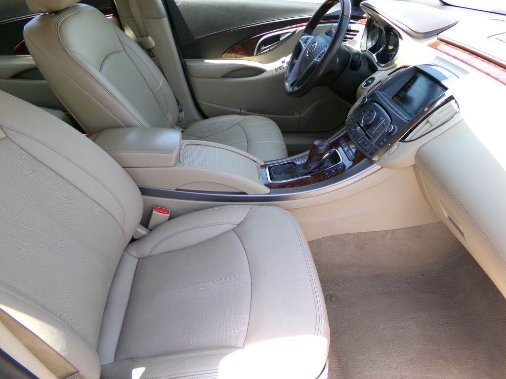 2013 Buick Lacrosse Image 32