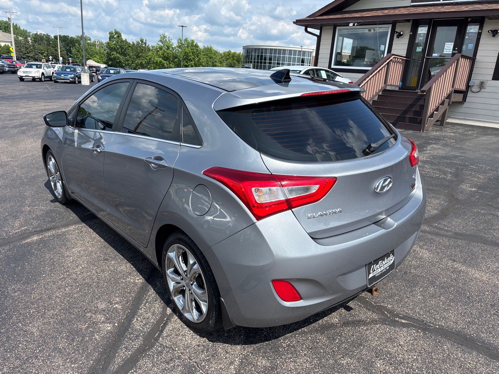 2015 Hyundai Elantra Image 5