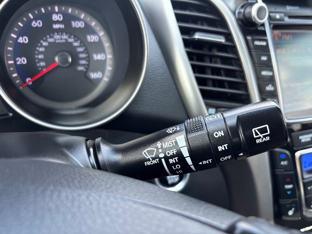 2015 Hyundai Elantra Image 19