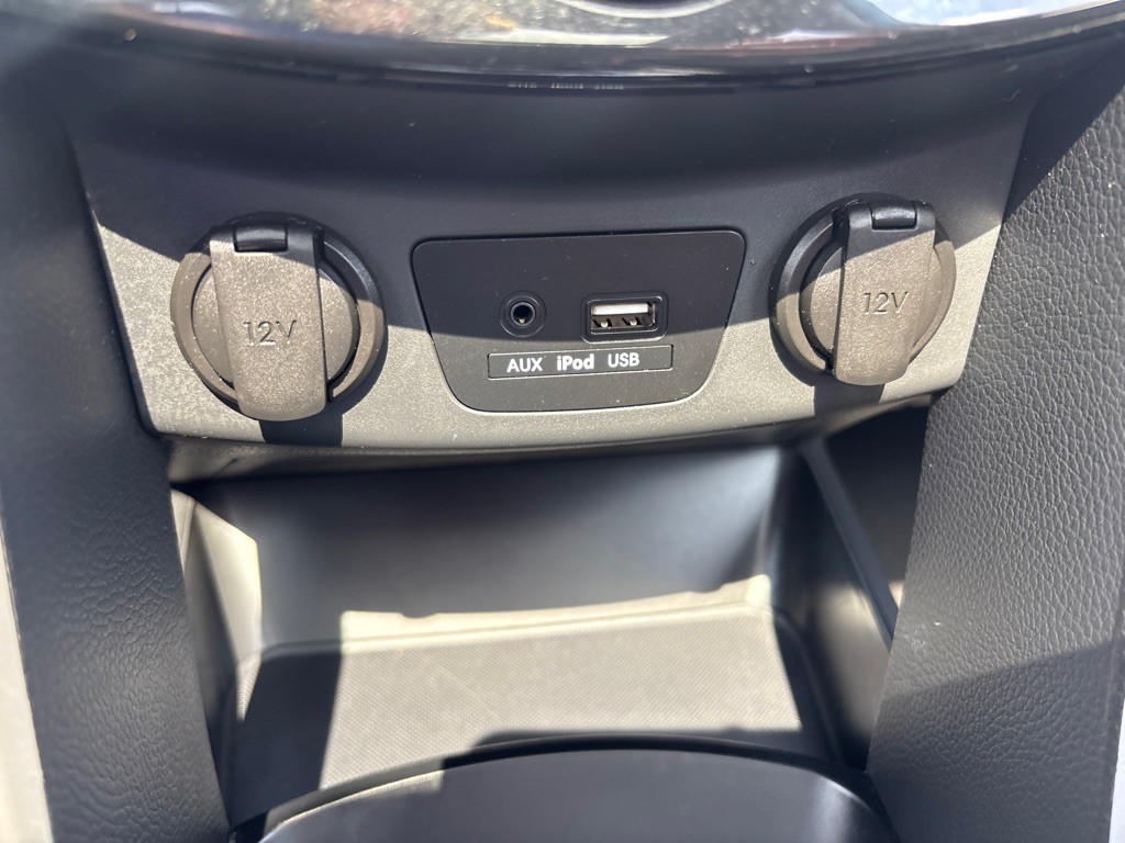 2015 Hyundai Elantra Image 26