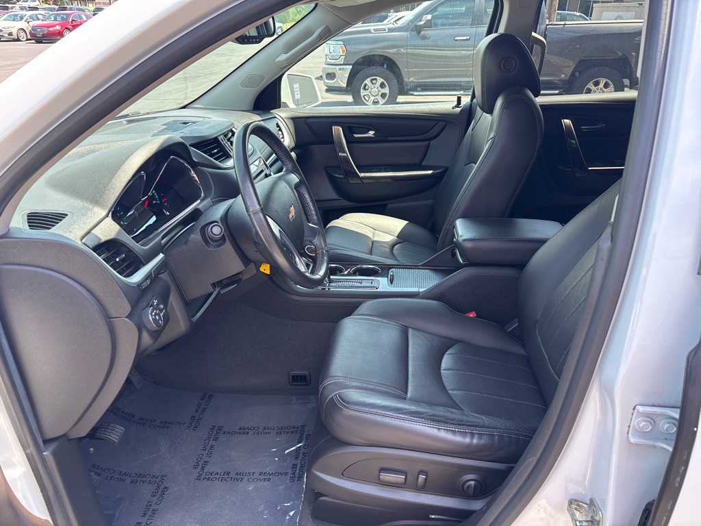 2017 Chevrolet Traverse Image 12