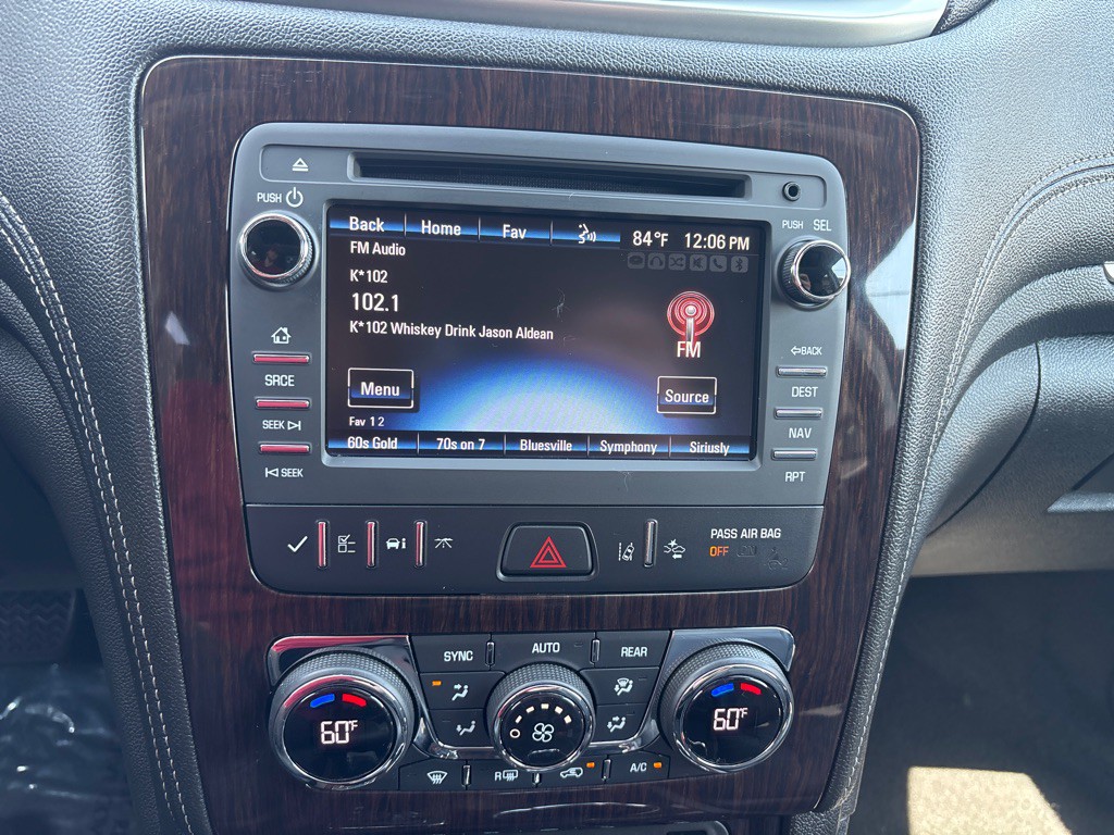 2017 Chevrolet Traverse Image 19