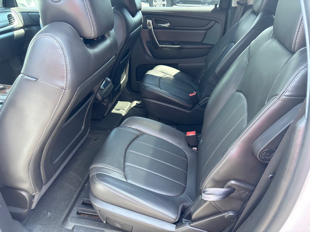 2017 Chevrolet Traverse Image 25