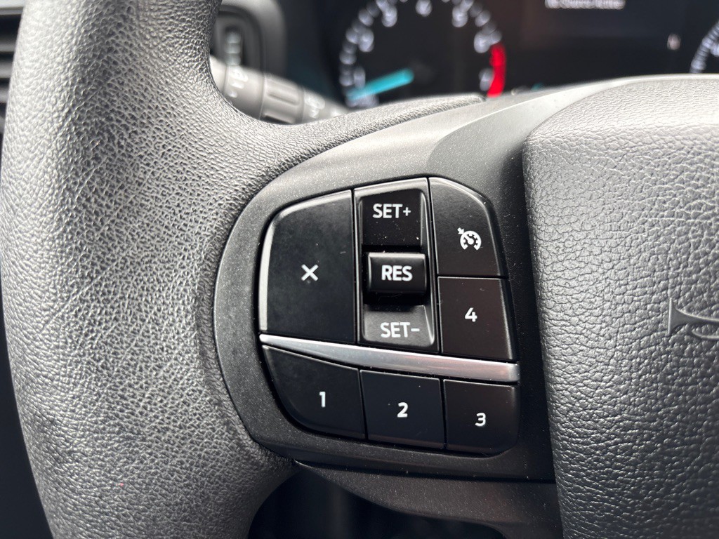 2021 Ford Explorer Image 15