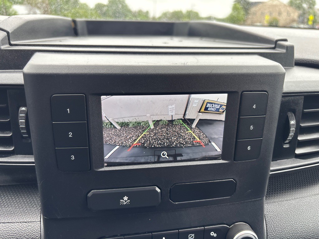 2021 Ford Explorer Image 19