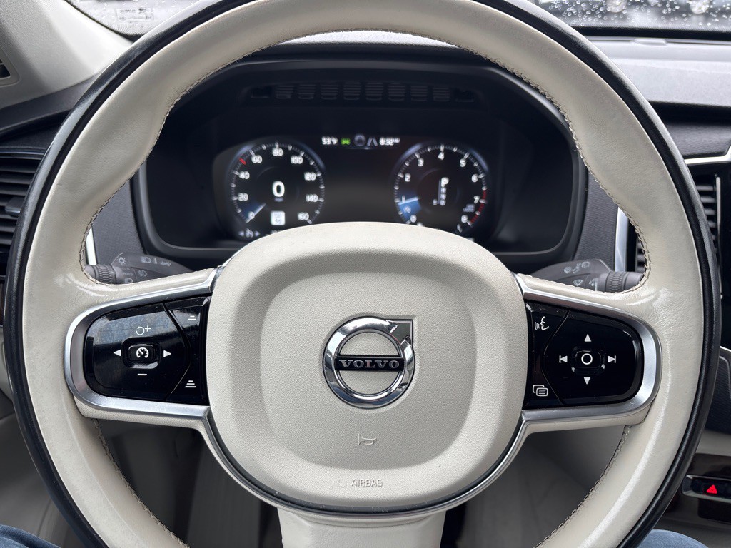 2016 Volvo XC90 Image 15