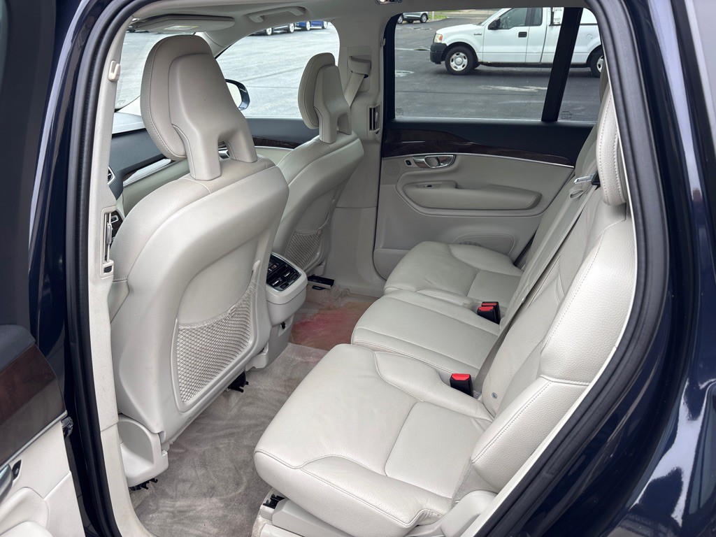 2016 Volvo XC90 Image 29