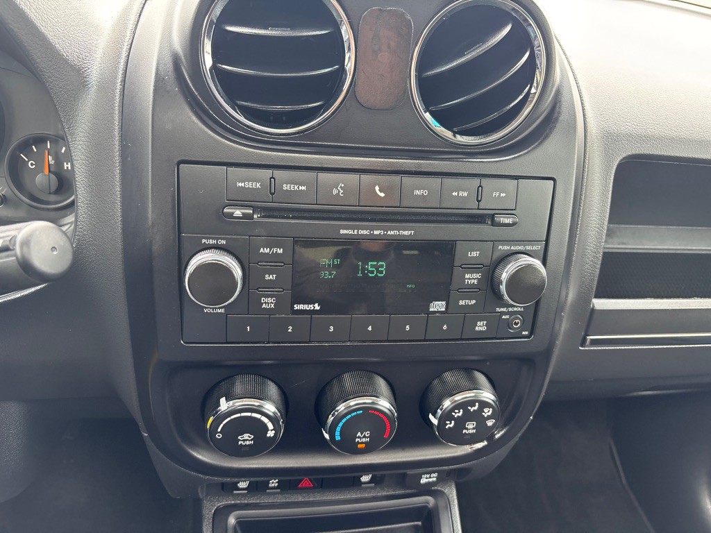 2016 Jeep Patriot Image 14