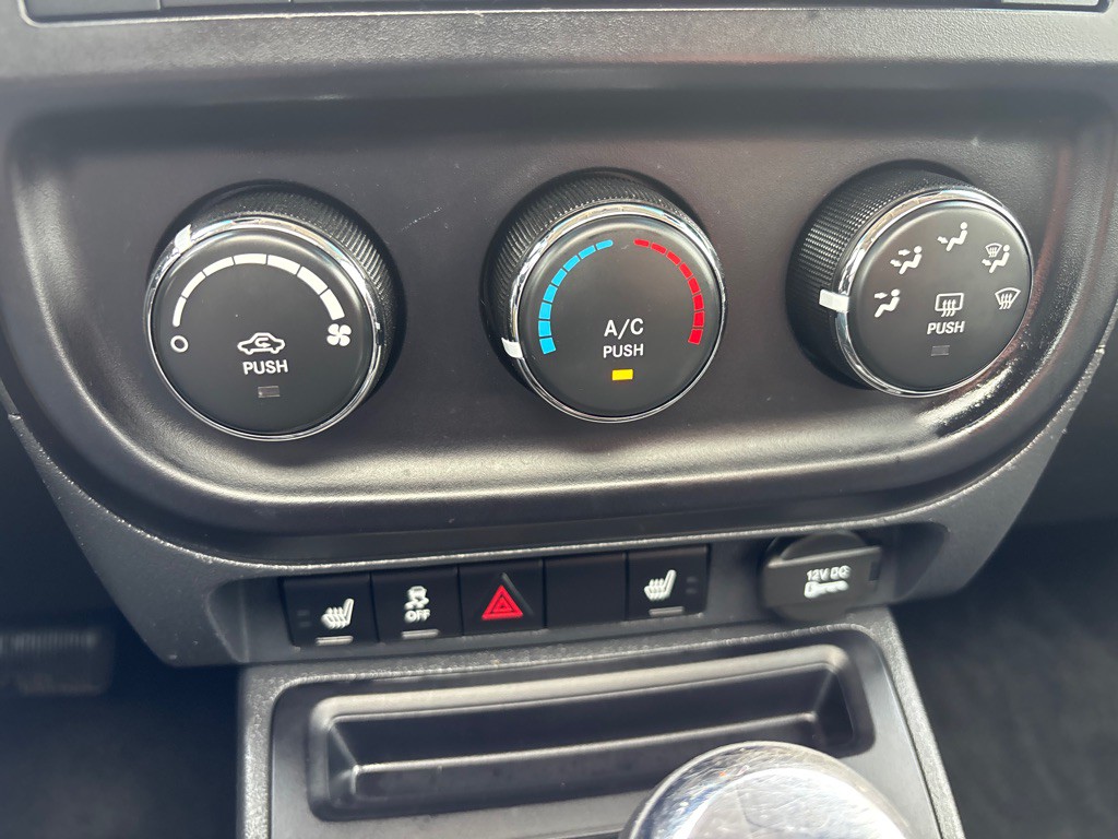 2016 Jeep Patriot Image 15