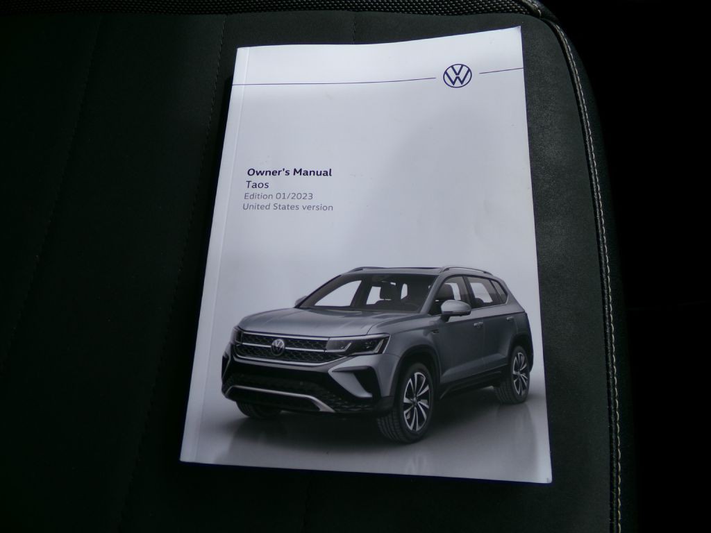 2023 Volkswagen Taos Image 41