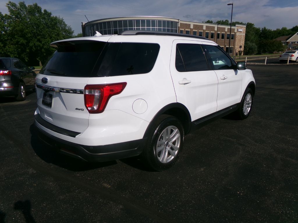 2019 Ford Explorer Image 3