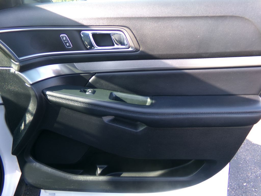 2019 Ford Explorer Image 48