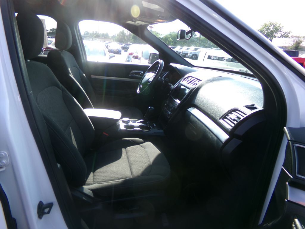 2019 Ford Explorer Image 49