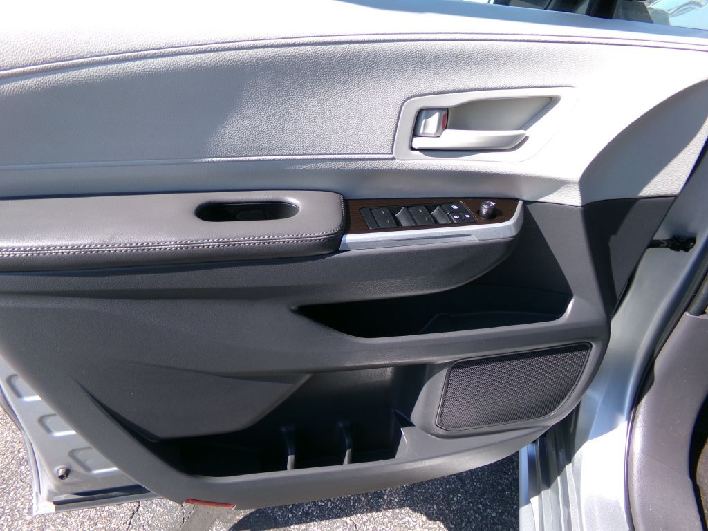 2022 Toyota Sienna Image 9