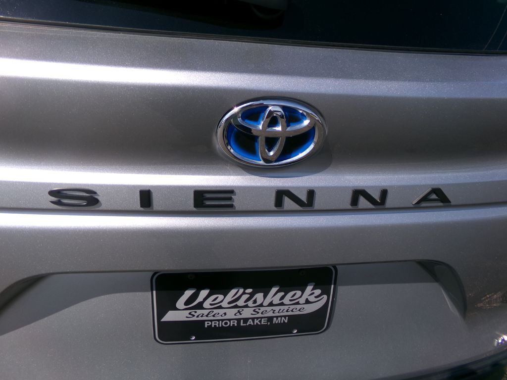 2022 Toyota Sienna Image 59