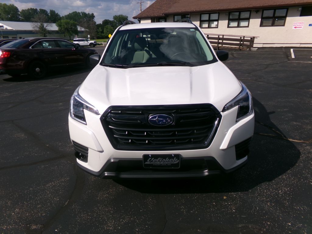 2023 Subaru Forester Image 4
