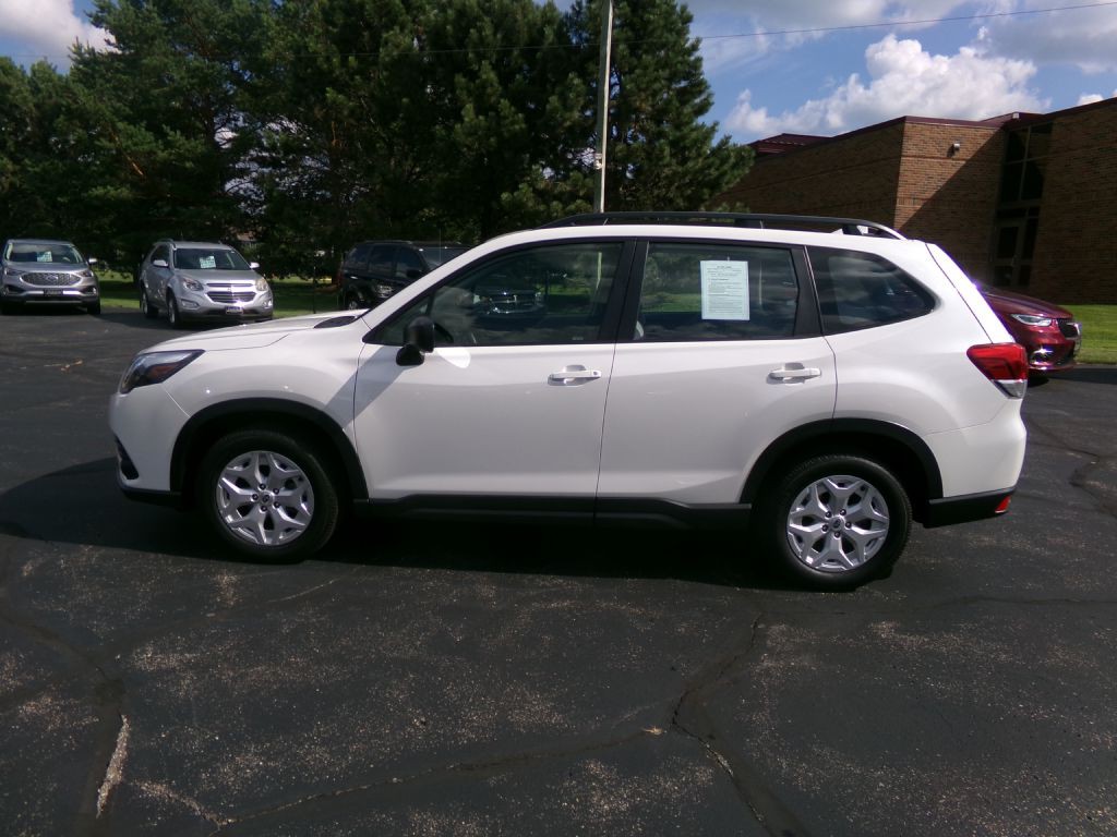 2023 Subaru Forester Image 7