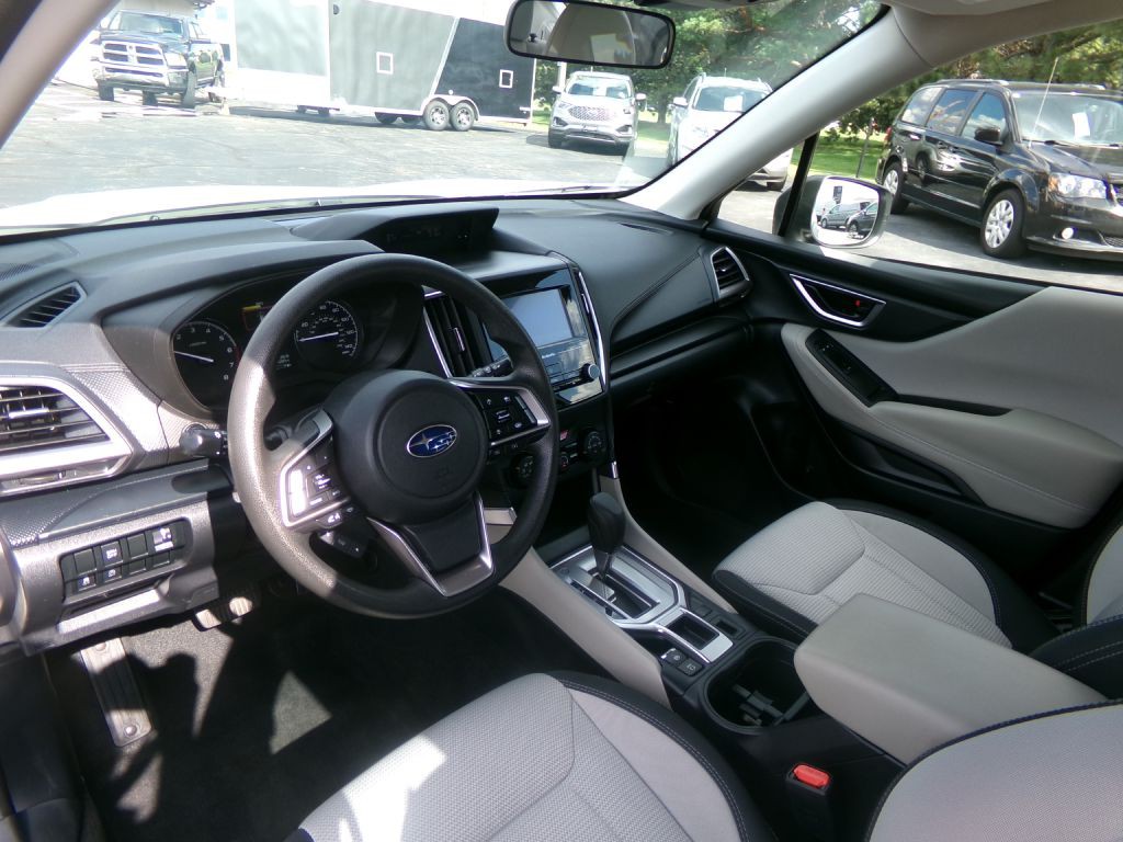 2023 Subaru Forester Image 13